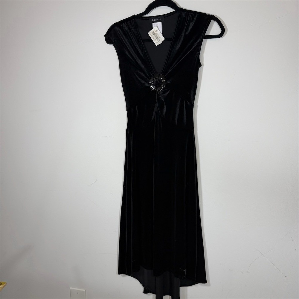 B. Darlin Dress Womens Juniors 6 Black Maxi Deep V-Neck Rhinestone Brooch